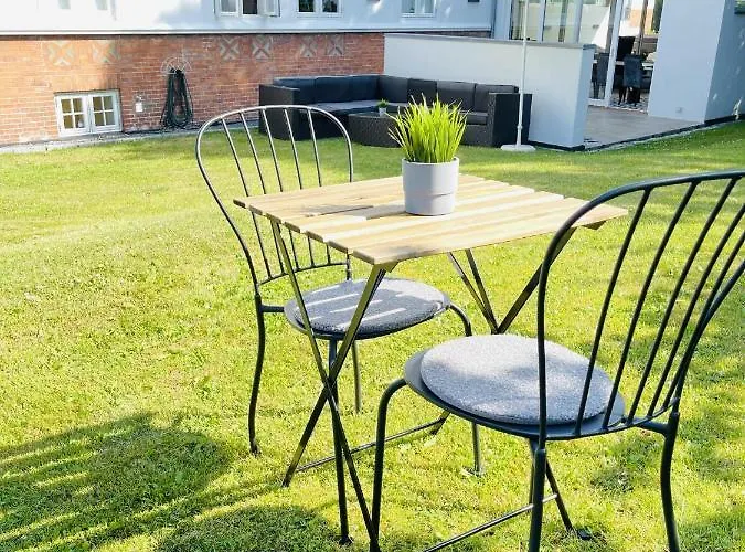 Aday - Mansion - 4 Bedroom Aalborg