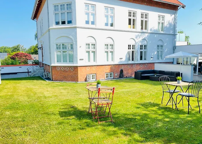 Aday - Mansion - 4 Bedroom Apartamento Aalborg